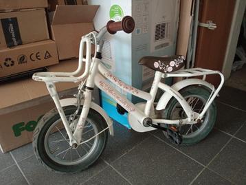 Kinderfiets 12" met terugtraprem en zijwieltjes  beschikbaar voor biedingen