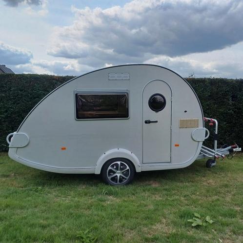 Coole teardrop T@b 320 min 750kg te huur/te koop, Caravans en Kamperen, Caravans, Particulier, tot en met 3, 500 - 750 kg, Rondzit