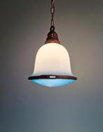 Bauhaus-hanglamp in opaline en blauw gesatineerd glas, 1920, Ophalen of Verzenden