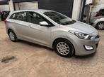 Hyundai i30 diesel jaar 2014, Auto's, Voorwielaandrijving, Euro 5, Stof, Zwart