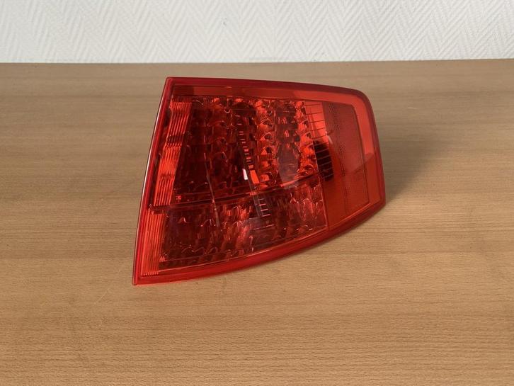 achterlicht rechts audi A8 2002 tot 2007 LED amerikaans !, Autos : Pièces & Accessoires, Éclairage, Audi, Utilisé, Enlèvement ou Envoi