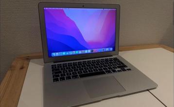 Apple MacBook Air 13-inch 2015 beschikbaar voor biedingen