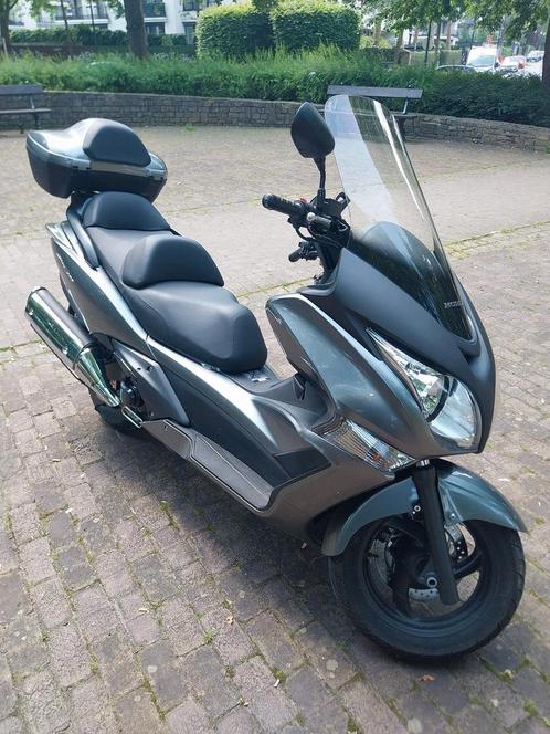 Honda silverwing 400cc 14000 km, Motoren, Motoren | Honda, Particulier, Scooter, 12 t/m 35 kW, 2 cilinders, Ophalen