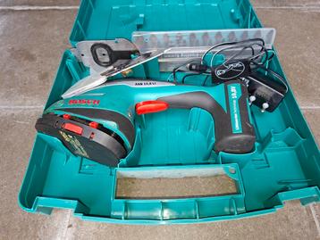 Bosch haag, struik of grastrimmer beschikbaar voor biedingen