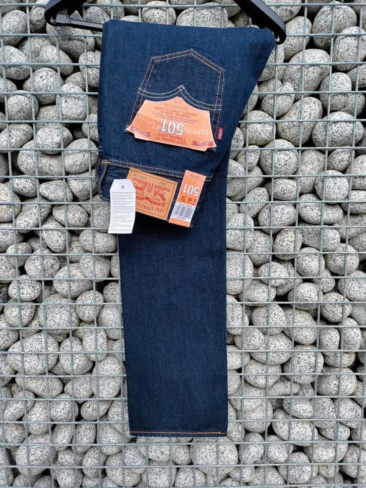 Levi's 501 jeansbroek - NIEUW, Kleding | Heren, Spijkerbroeken en Jeans, Nieuw, W32 (confectie 46) of kleiner, Blauw, Ophalen of Verzenden