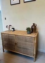 Wandkast - Rotan - Perfecte staat, Huis en Inrichting, Ophalen, Met plank(en), Zo goed als nieuw, Minder dan 150 cm