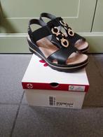 Rieker sleehak sandalen 36, Ophalen of Verzenden, Nieuw, Zwart