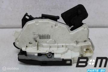 Portierslot linksvoor VW E-Golf 7 5K1837015E