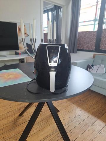 Airfryer  disponible aux enchères