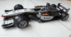 F1 McLaren Mercedes MP4/17 Kimi Räikkönen 2002 1/18, Collections, Marques automobiles, Motos & Formules 1, Comme neuf, Enlèvement ou Envoi