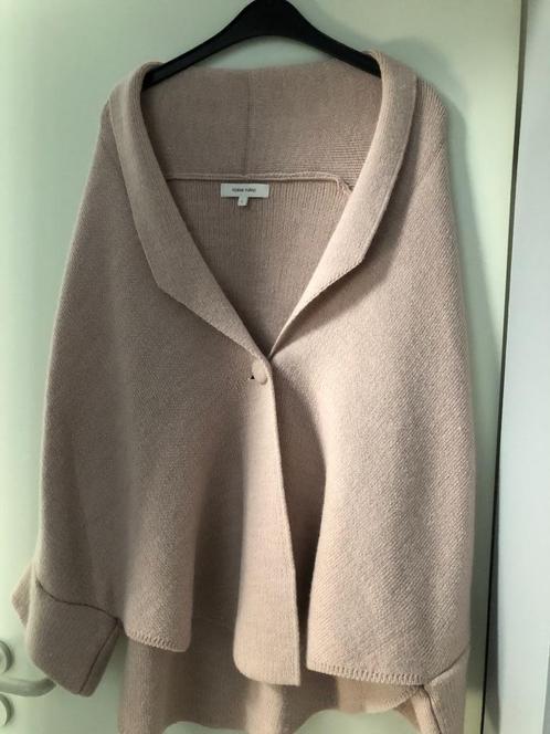 Marie Mero cape splinternieuw, Kleding | Dames, Truien en Vesten, Nieuw, Maat 36 (S), Roze, Ophalen of Verzenden