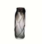 Ferm Living Water Vaas Swirl Gris Fume, Huis en Inrichting, Woonaccessoires | Vazen, Ophalen, Overige kleuren, Nieuw, Glas