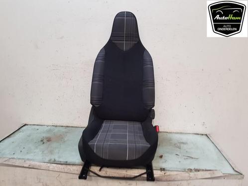 STOEL RECHTS VOOR 108 (|73910YV020|74185296|B0007399ZD|), Auto-onderdelen, Interieur en Bekleding, Peugeot, Gebruikt