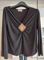blouse haut pull léger noir voile V triangle pierre orange, Comme neuf, Noir, Taille 38/40 (M), Enlèvement ou Envoi