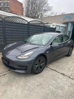 Tesla Model 3. 120 000 km, Argent ou Gris, Achat, Euro 6, 5 portes