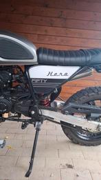 Bullit hero 50 EFI, Fietsen en Brommers, Ophalen, Zo goed als nieuw