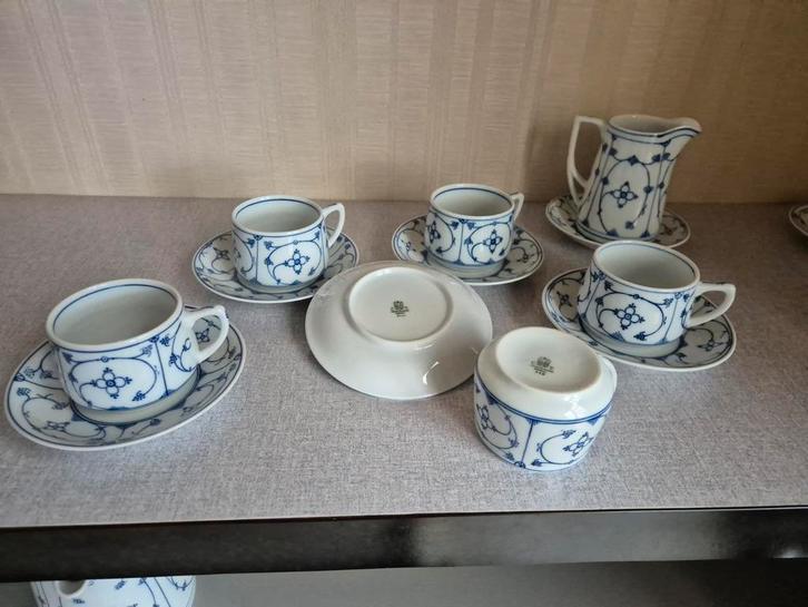 Wit- blauw servies: mix CT, Jager, Winterling, Bareuther, Antiek en Kunst, Antiek | Servies los, Ophalen