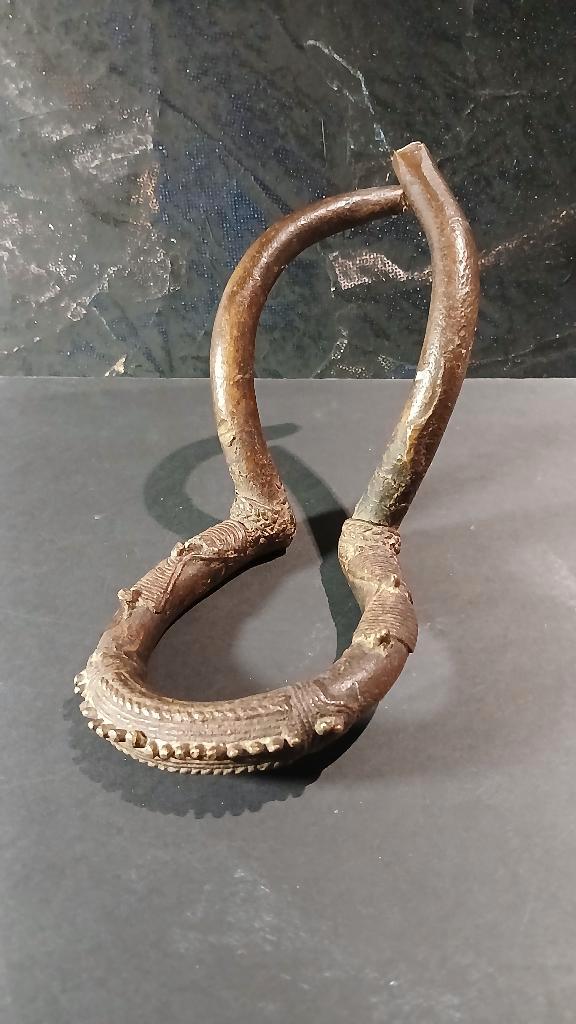 afrikaanse bovenarm armband / manilla - brons, Antiek en Kunst, Kunst | Niet-Westerse kunst, Ophalen