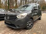 Dokker 1.6i 5 plaatsen!!!!!!, Auto's, Dacia, Voorwielaandrijving, Euro 5, Stof, Zwart