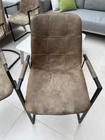 8 kaki groene stoelen met zwart metalen poten, Huis en Inrichting, Stoelen, Ophalen, Kunststof, Gebruikt, Overige kleuren