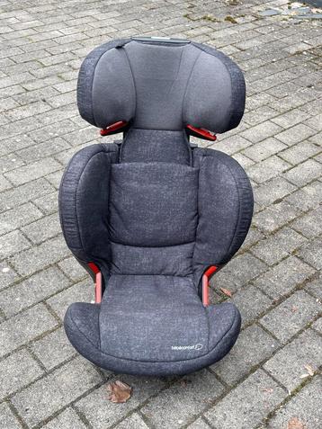 ISOFIX Baby Comfort autostoeltje (15-36 kg) beschikbaar voor biedingen