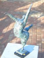 standbeeld van een dikke vrouw in brons gesigneerd, W.L., Tuin en Terras, Ophalen, Nieuw