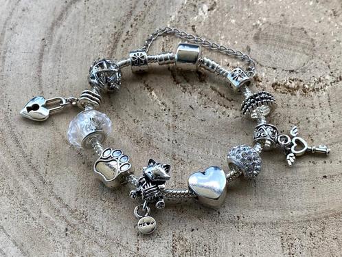 Knappe armband thema ‘liefde voor huisdieren’: NIEUW, Handtassen en Accessoires, Armbanden, Nieuw, Met bedels of kralen, Met strass