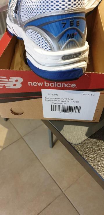 Chaussure classique et sportive 755 — « New Balance » blanch