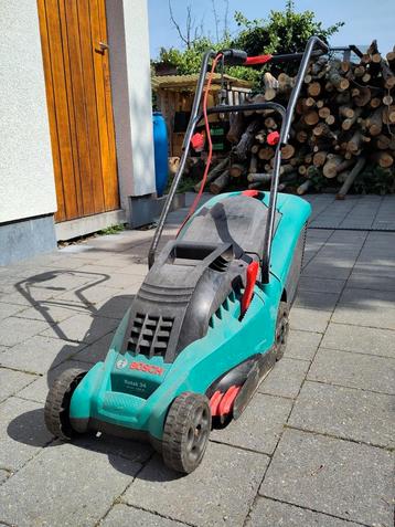 Grasmachine Bosch Rotak 34, Tuin en Terras, Ophalen, Gebruikt