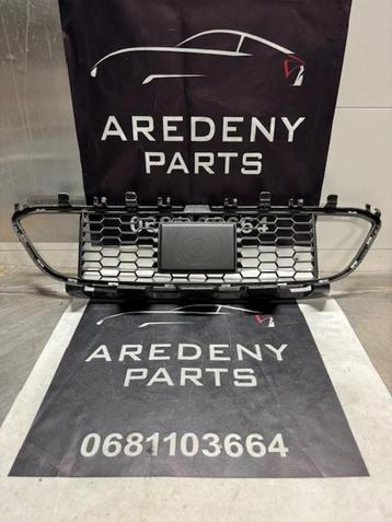 BMW 3 Serie F30 F31 M Voorbumper Rooster Grill 51118054136 beschikbaar voor biedingen