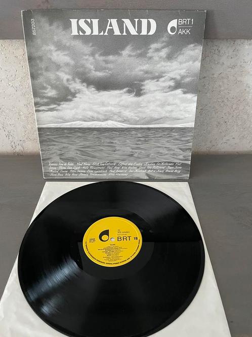 Lp album ISLAND: BRT 1 ( Folk-World-Country), CD & DVD, Vinyles | Rock, Comme neuf, Enlèvement ou Envoi