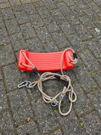 Schommel rood nieuw, Ophalen, Zo goed als nieuw, Schommel