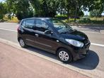 Hyundai i10 i10 1.1i Lounge BlueDrive 1EIG. 45000KM !, Auto's, Hyundai, Euro 5, Stof, Zwart, 4 cilinders