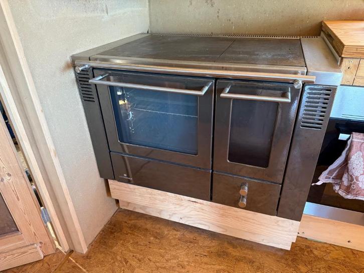 Lohberger houtfornuis houtkachel, Elektronische apparatuur, Fornuizen, Zo goed als nieuw, Tussenbouw, 4 kookzones, 85 tot 90 cm
