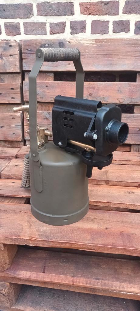 1943 british Large paraffin blow torch, Verzamelen, Militaria | Tweede Wereldoorlog, Landmacht, Overige typen, Ophalen of Verzenden