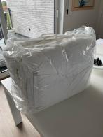 Couette très chaude, Enlèvement, Comme neuf, 220 cm