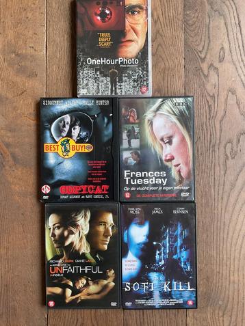 Pakket van 5 thrillers beschikbaar voor biedingen
