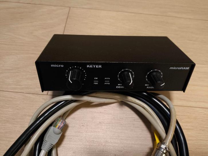 Microkeyeur Microham mk1 + câbles Yaesu FT-2000 DB37, Télécoms, Émetteurs & Récepteurs, Comme neuf, Émetteur et Récepteur, Enlèvement ou Envoi