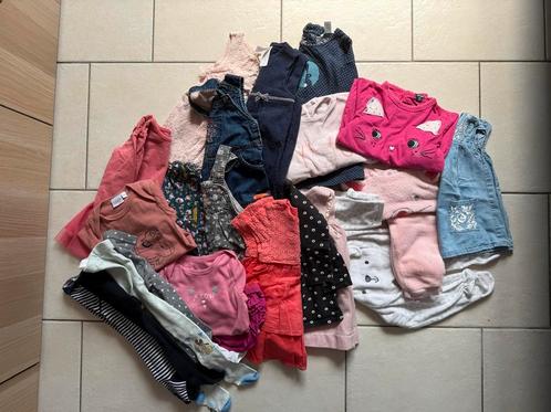 Lot fille été automne 12/18 mois, Kinderen en Baby's, Babykleding | Baby-kledingpakketten, Ophalen