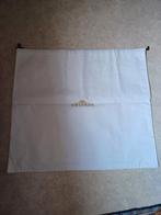 DELVAUX Grote hoes met gouden letters, Verzenden