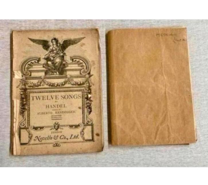 2 carnets anciens Handel Contralto Randegger novello 1910, Musique & Instruments, Partitions, Enlèvement ou Envoi