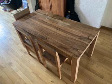 Teak eettafel + 3 stoelen + zitbank beschikbaar voor biedingen