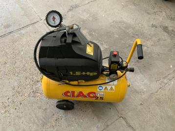 Kleine Compressor  beschikbaar voor biedingen