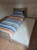 Een persoons bed ., Huis en Inrichting, Slaapkamer | Complete slaapkamers, Ophalen of Verzenden, Zo goed als nieuw