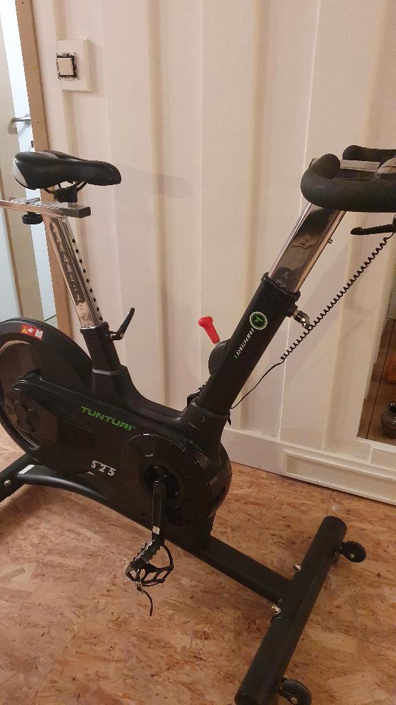 Vélo de spinning, Sports & Fitness, Appareils de fitness, Comme neuf, Vélo de spinning, Enlèvement