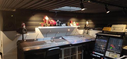 analoge mixer te koop 40 kanaals 8 aux 8 groups 2 stuks, Muziek en Instrumenten, Mengpanelen, Gebruikt, 20 kanalen of meer, Microfooningang