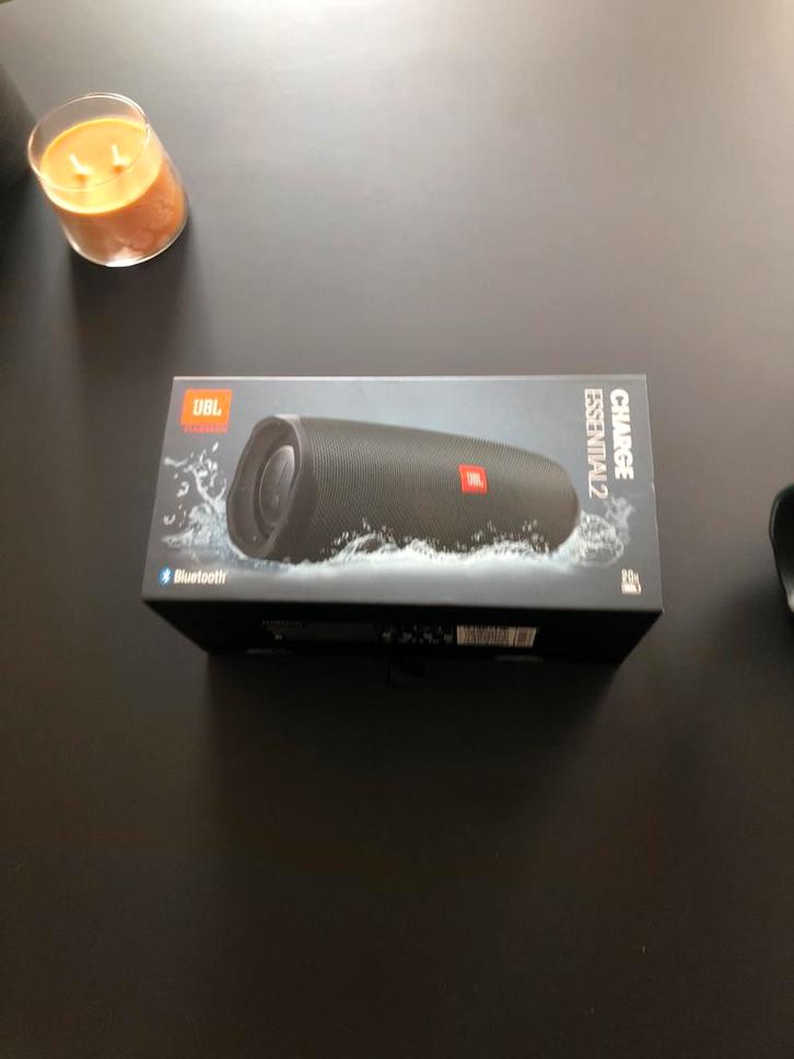 Jbl charge esaintial2, Audio, Tv en Foto, Luidsprekerboxen, Zo goed als nieuw, JBL, Ophalen