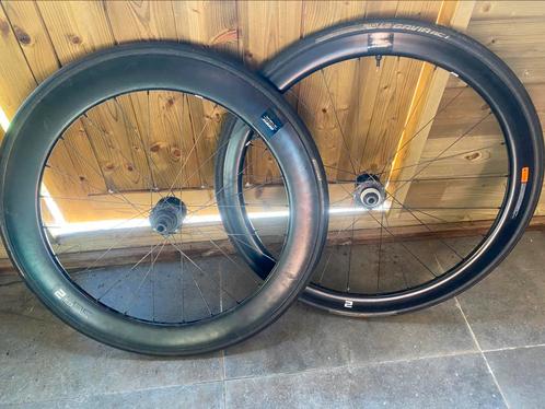 Wielen tubeless giant slr2 full carbon, Fietsen en Brommers, Fietsonderdelen, Zo goed als nieuw, Racefiets, Wiel, Ophalen