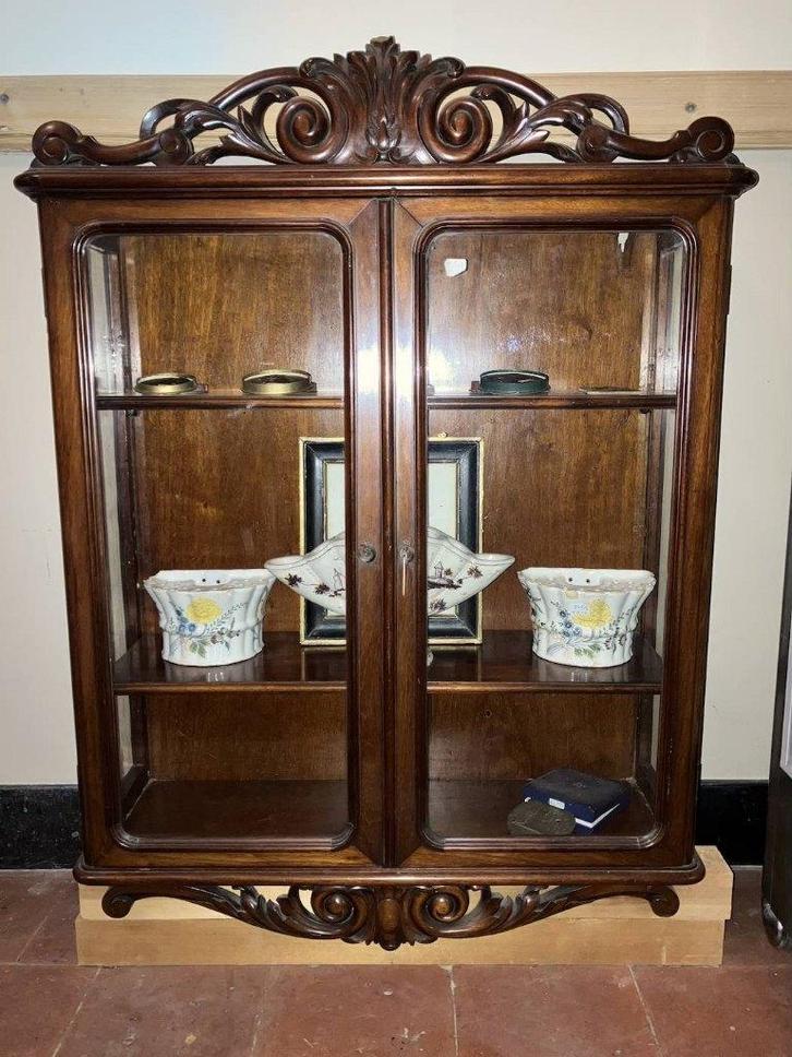 vitrine suspendue en acajou 19 éme, L.Ph., Antiquités & Art, Antiquités | Meubles | Tables, Enlèvement