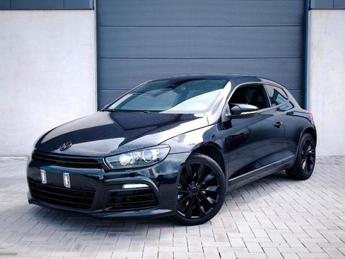 Volkswagen Scirocco 1.4 Tsi 160pk black pakket, Auto's, Volkswagen, Bedrijf, Te koop, Scirocco, Airbags, Airconditioning, Alarm